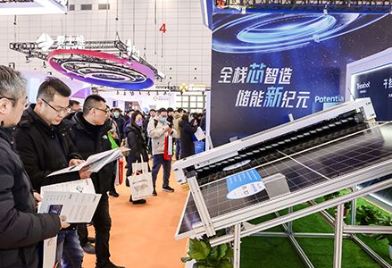 SUCE 2024 | 3499拉斯维加斯携光伏清扫机器人亮相济南光伏展